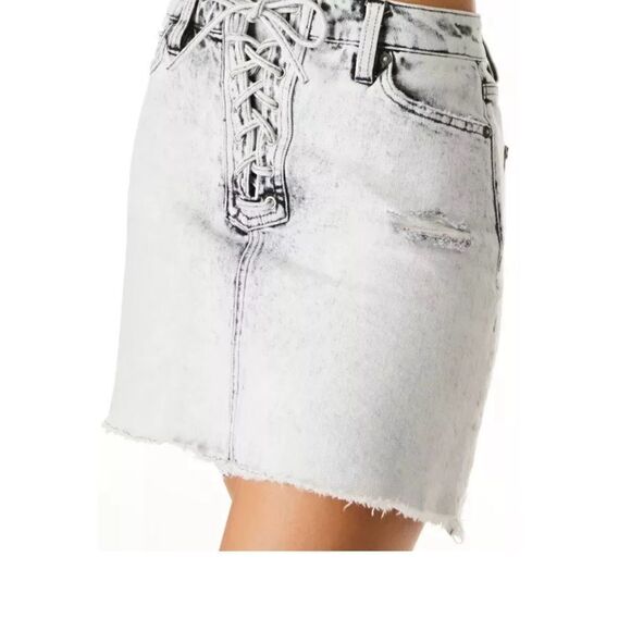 Alice + Olivia High Rise Denim Front NWT  Size 28 - Picture 3 of 11